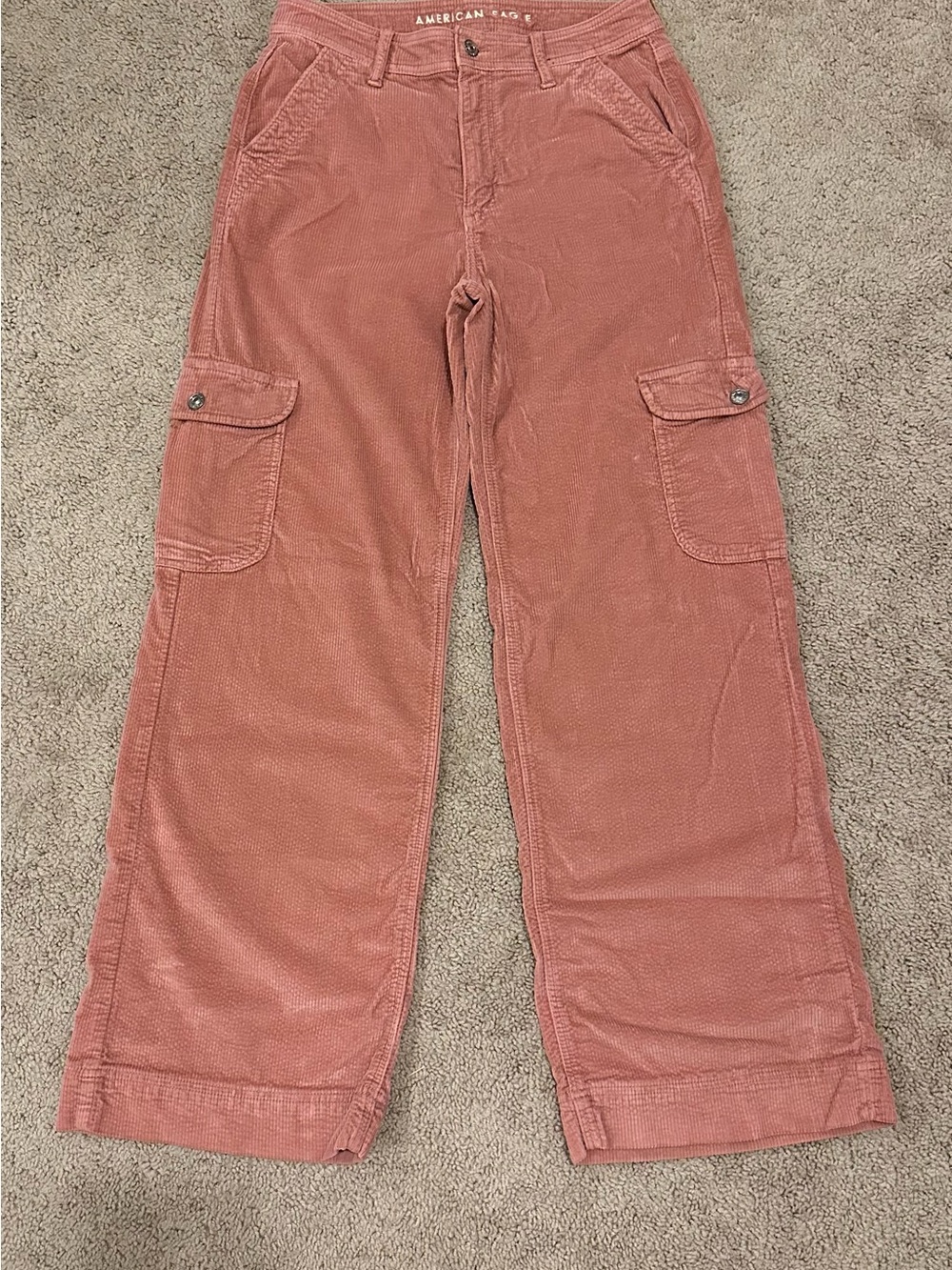 American Eagle Outfitters Ladie’s Rose color Corduroy Wide-Leg Cargo Pants